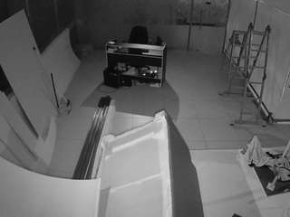 voyeurcam-jb-office-2