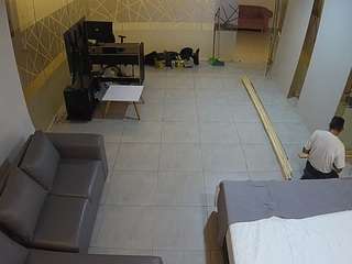 voyeurcam-jb-office-2