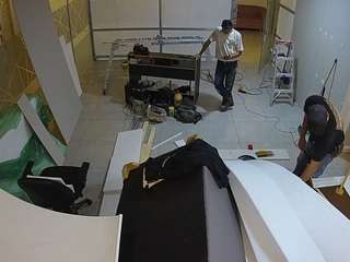 voyeurcam-jb-office-2