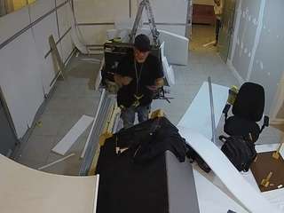 voyeurcam-jb-office-2