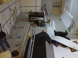 voyeurcam-jb-office-2