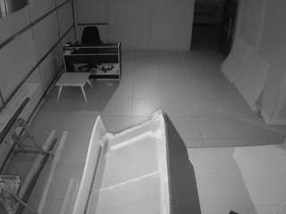voyeurcam-jb-office-2
