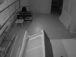 voyeurcam-jb-office-2
