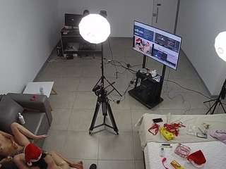 voyeurcam-jb-office-2