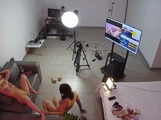 voyeurcam-jb-office-2