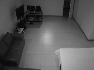 voyeurcam-jb-office-2