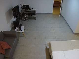 voyeurcam-jb-office-2