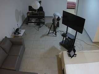 voyeurcam-jb-office-2