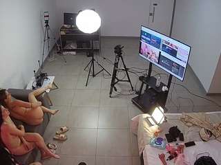 voyeurcam-jb-office-2 camsoda