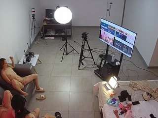 voyeurcam-jb-office-2