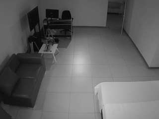 voyeurcam-jb-office-2
