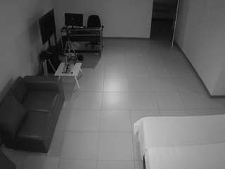 voyeurcam-jb-office-2