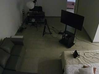 voyeurcam-jb-office-2