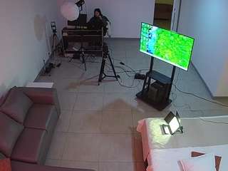 voyeurcam-jb-office-2