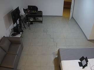voyeurcam-jb-office-2
