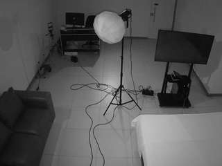 voyeurcam-jb-office-2