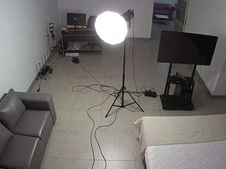 voyeurcam-jb-office-2