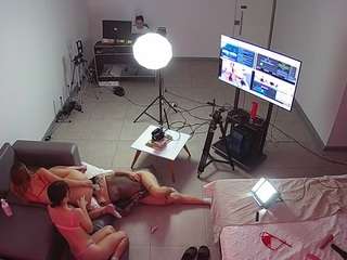 voyeurcam-jb-office-2