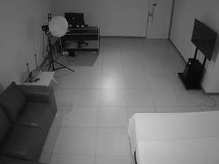 voyeurcam-jb-office-2