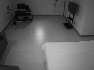 voyeurcam-jb-office-2