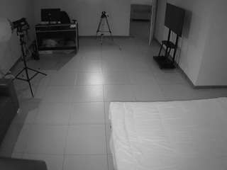 voyeurcam-jb-office-2