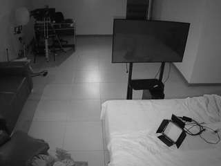 voyeurcam-jb-office-2