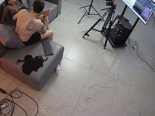 voyeurcam-jb-office-2
