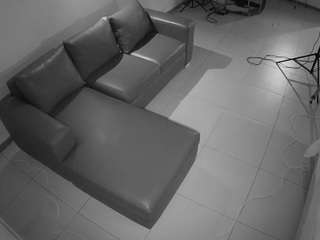 voyeurcam-jb-office-2