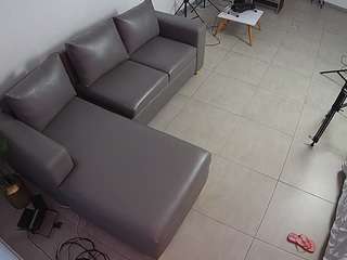 voyeurcam-jb-office-2
