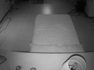 voyeurcam-jb-office-2