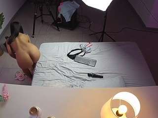 voyeurcam-jb-office-2