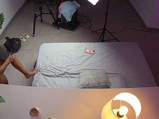 voyeurcam-jb-office-2