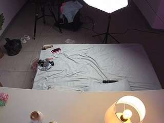 voyeurcam-jb-office-2 camsoda