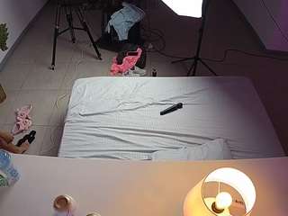 voyeurcam-jb-office-2