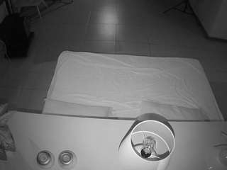 voyeurcam-jb-office-2