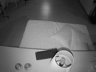 voyeurcam-jb-office-2