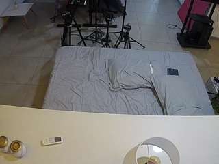 voyeurcam-jb-office-2