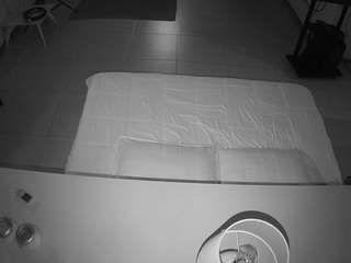 voyeurcam-jb-office-2