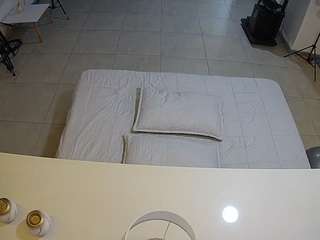 voyeurcam-jb-office-2