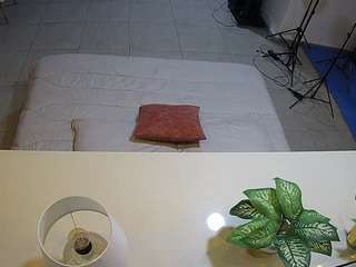 voyeurcam-jb-office-2