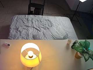 voyeurcam-jb-office-2