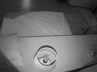 voyeurcam-jb-office-2