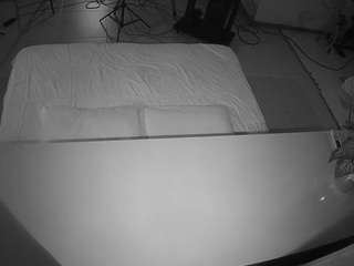 voyeurcam-jb-office-2