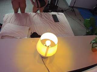 voyeurcam-jb-office-2