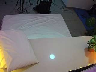 voyeurcam-jb-office-2 webcam