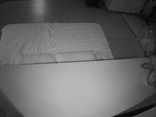 voyeurcam-jb-office-2