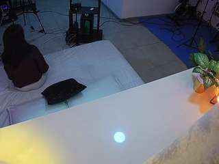 voyeurcam-jb-office-2