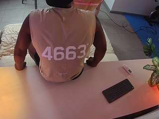 voyeurcam-jb-office-2