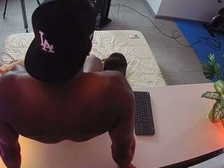 voyeurcam-jb-office-2