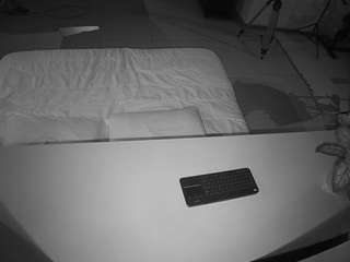 voyeurcam-jb-office-2